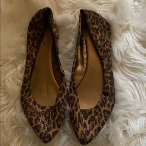 Xhilaration leopard with gold sparkle flats